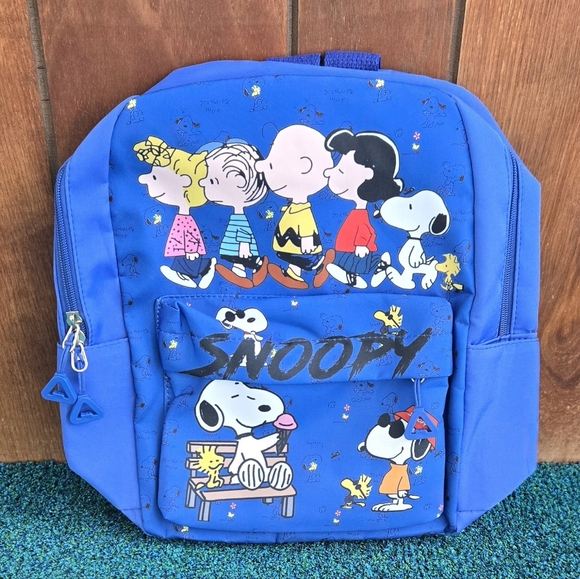 Snoopy Backpack - NWOT - Picture 6 of 6